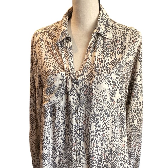 Velvet Heart Snake Print Rayon Long Sleeve Blouse Flowy V Neck, Medium - Picture 2 of 12
